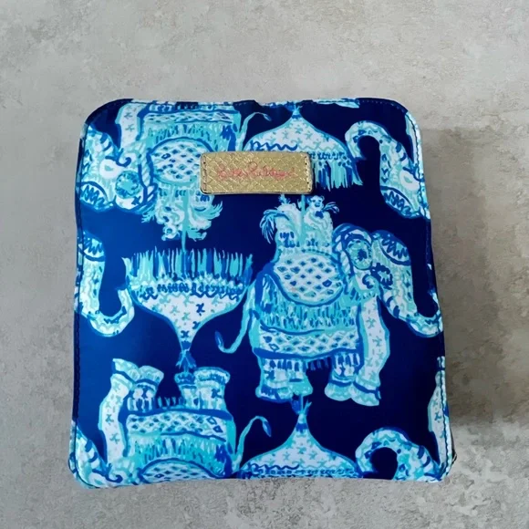 Lilly Pulitzer Chic Blue Elephant Pattern Nylon Tote Packable Travel Beach - Picture 2 of 12